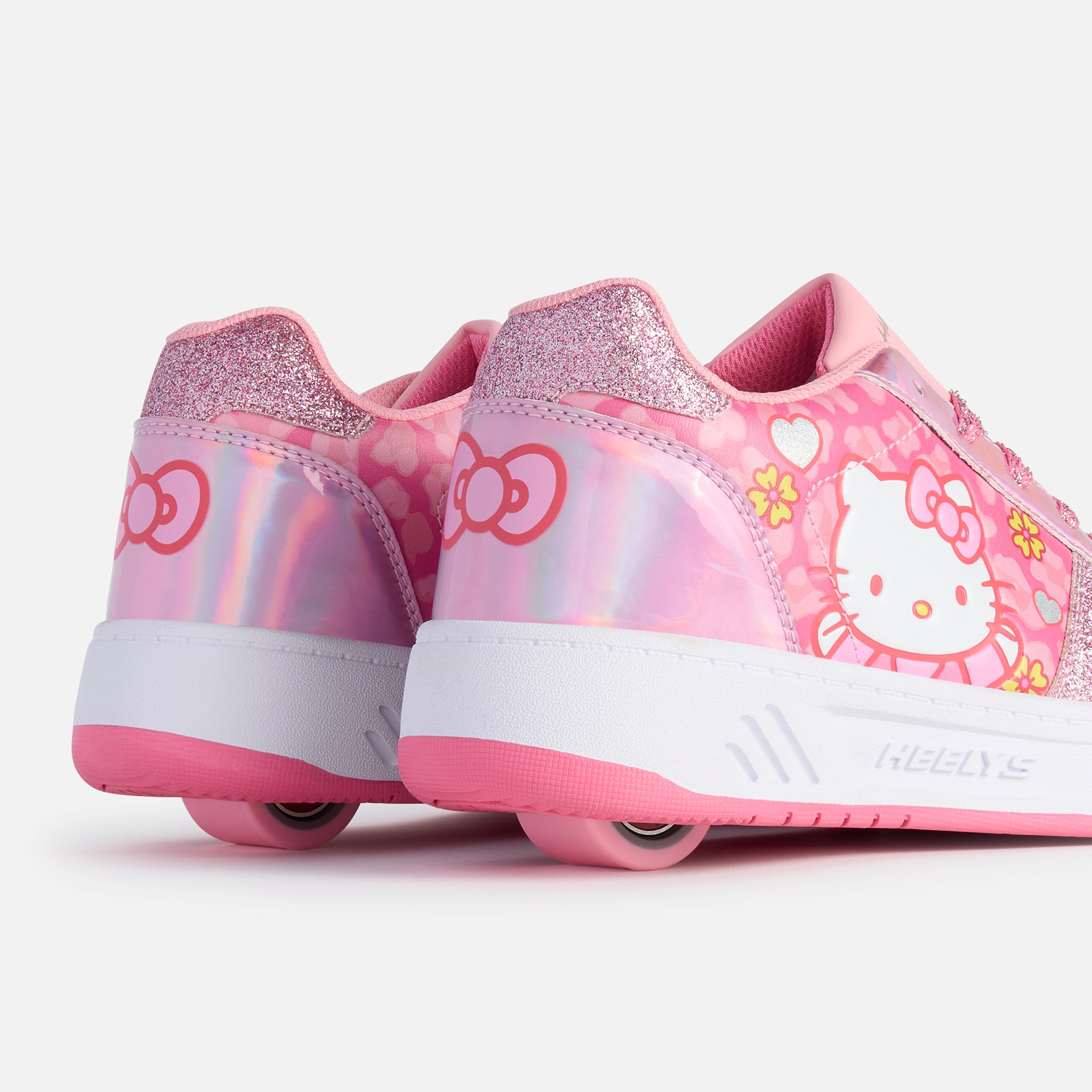 Hello Kitty Kama - Image 6